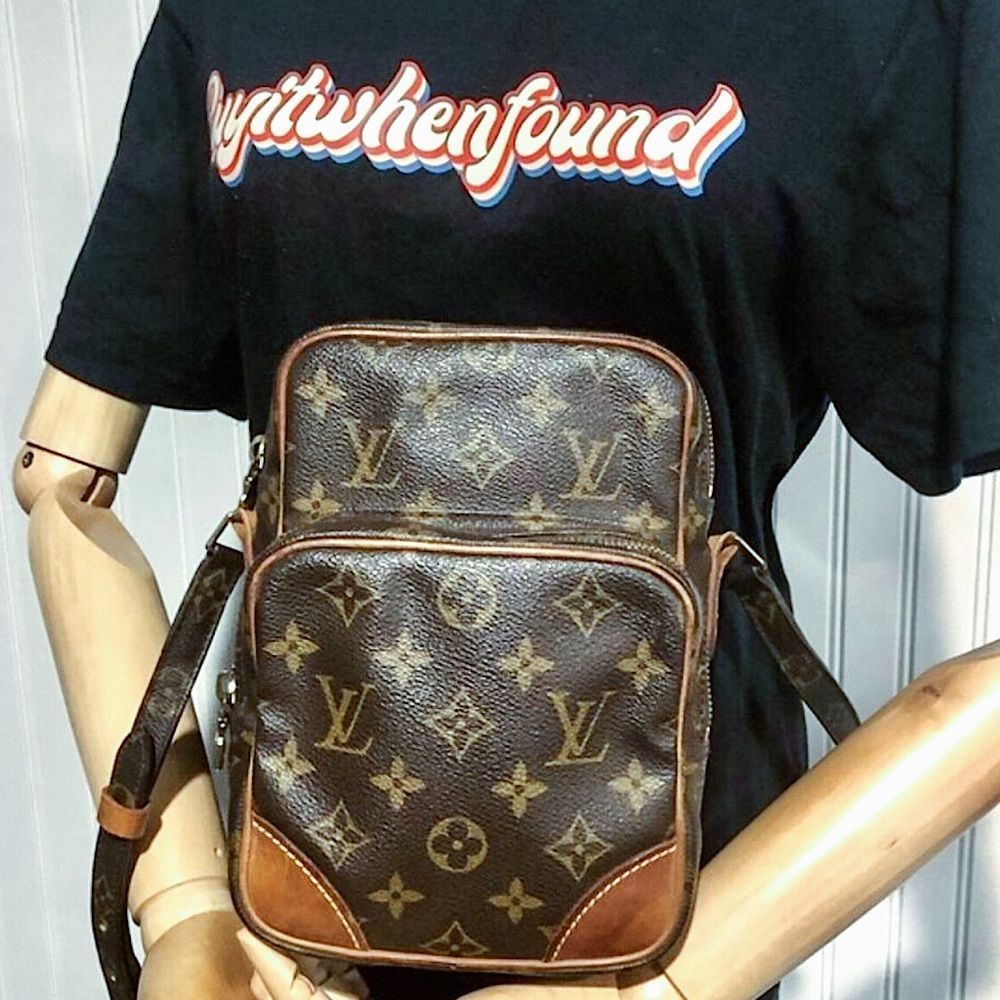LOUIS VUITTON Amazon Monogram Messenger Crossbody Shoulder Bag Auth TH0974